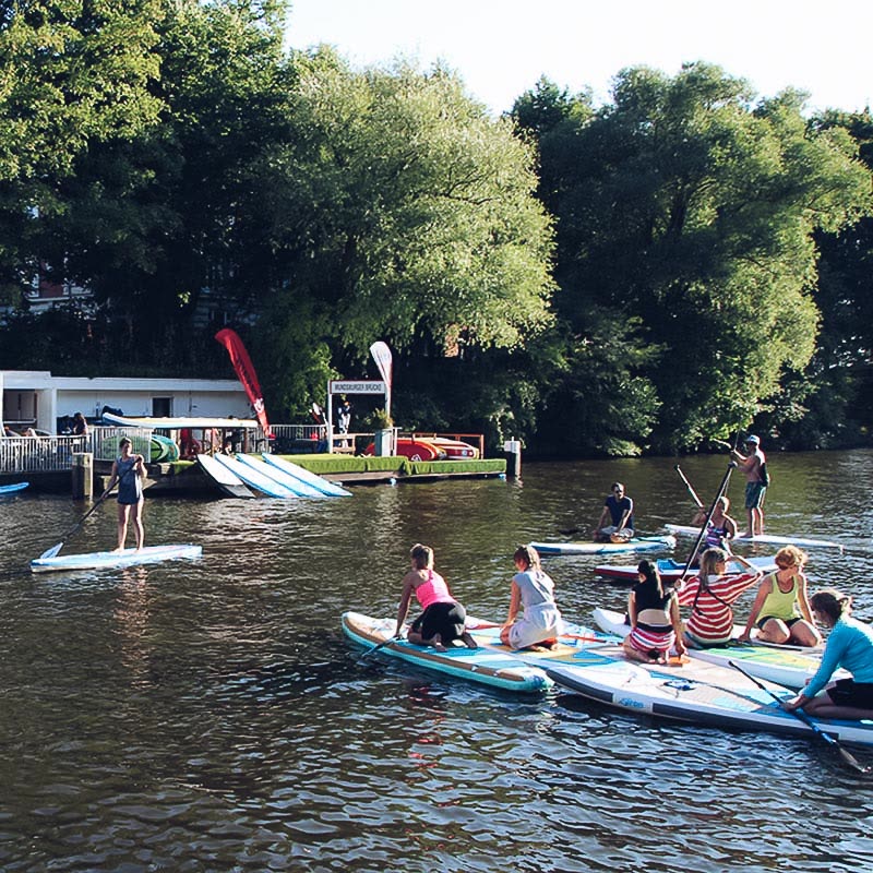 SUP-Kurs am Steg an der Alster